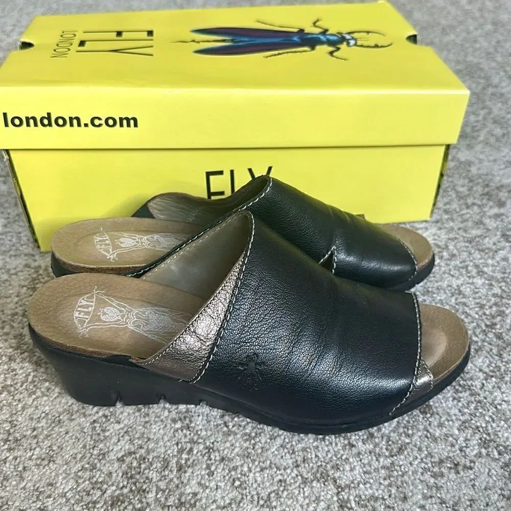 Fly London Mous/IDRA Black Slip-on Wedge Sandals 40=9